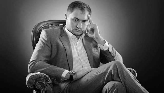 У Миколаєві кандидат у депутати обурився перекриттям руху через похорон бійця