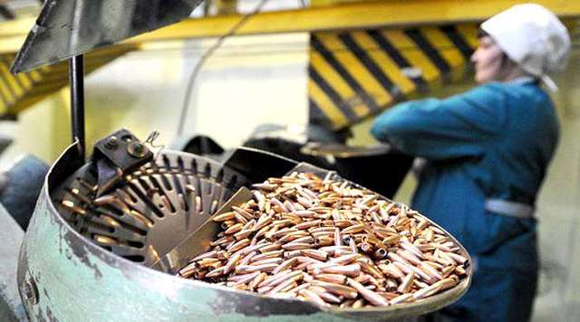 У Луганську відновили місцевий патронний завод