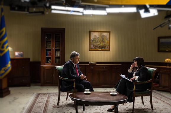 Президент порадив українцям "зчепити зуби і далі йти"