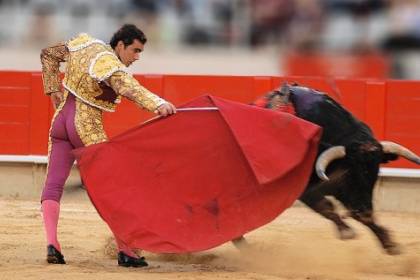 Червона ганчірка для Путіна