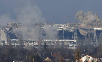 У аэропорта набирает обороты самый крупный бой за последний месяц