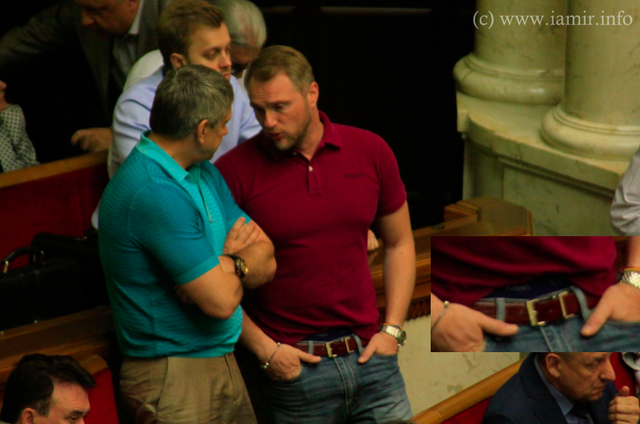 Депутат Евгений Рыбчинский «блеснул» нижним бельем в Верховной Раде