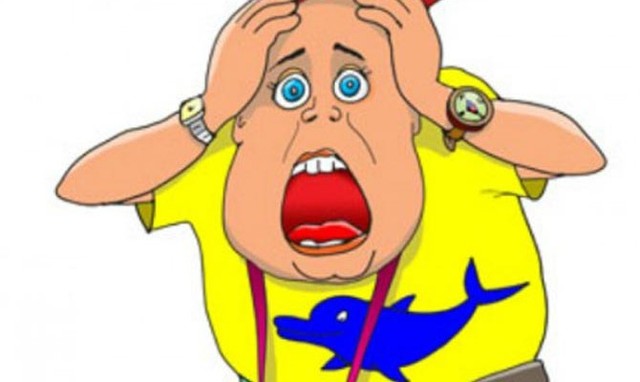 РОССИЙСКИЙ ТУРИСТ ЗАХЛОПАЛ ГЛАЗАМИ ОТ УЖАСА, ВСТРЕТИВ В ОТЕЛЕ “БАНДЕРОВЦА” В ВЫШИВАНКЕ