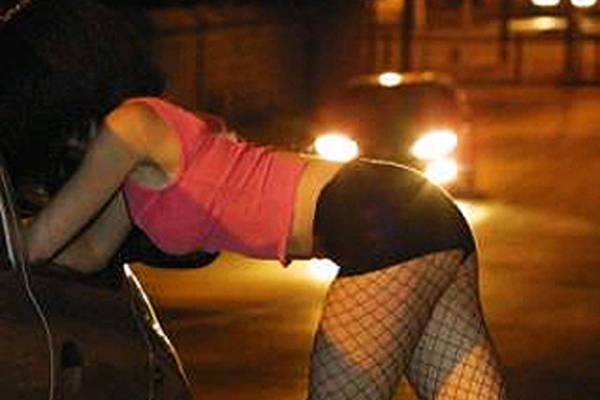 В мережі з’явилося відео зі скандальної гулянки московського патріархату з повіями в Одесі