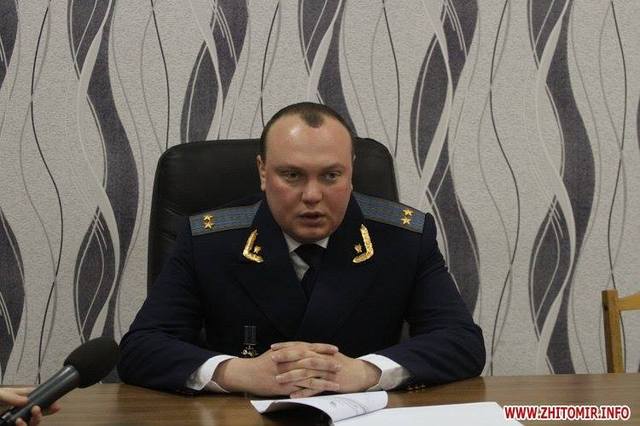 Люстрация по-шокински: обласканный Пшонкой и награжденный Яремой одиозный “младопрокурор” Титарчук после побега из Житомира успешно поднимается по карьерной лестнице в главке