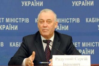 Порошенко заявил об отставке главы Госмиграционной службы