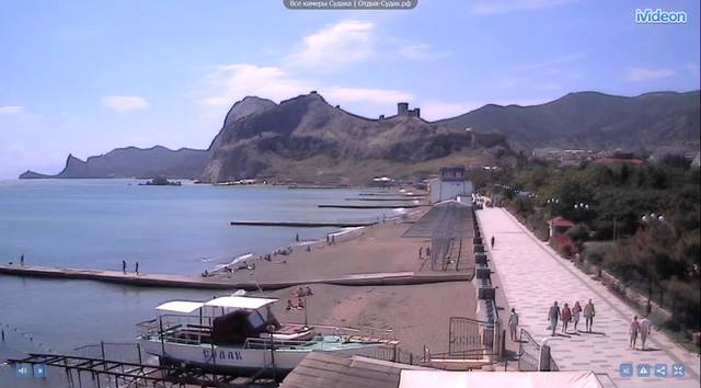 Фото дня: Судак сегодня. Он — наш. А народ-то где? Ась?..