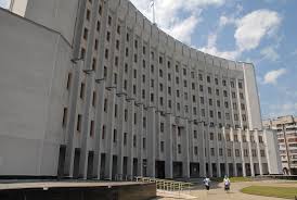 Волинський «губернатор» вже вказує голові облради, коли призначати сесії – депутат