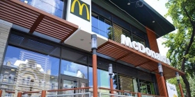 В Одессе заминировали «Макдональдс»