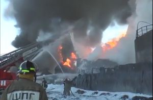 За пожежу на нафтобазі вже відповідатимуть дві особи