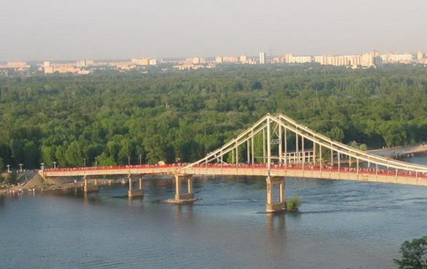 В Киеве новый пожар – на Трухановом острове