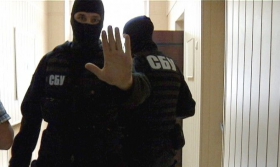 Нардепы обвинили замглавы СБУ в захвате автосалона в Киеве