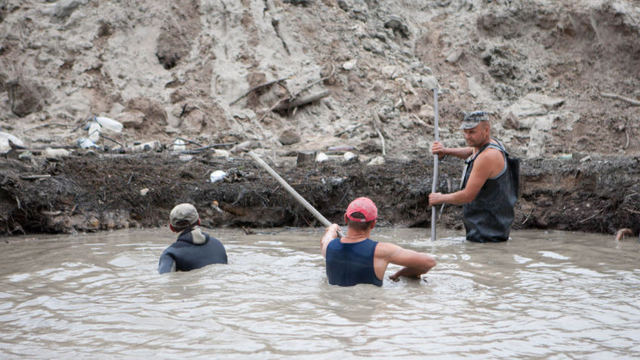Путешествие в Янтарную республику. Репортаж из нелегального «клондайка» под Олевском