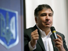 Саакашвілі про децентралізацію: Як віддаєте повноваження, то з грішми