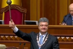 В нормальній країні президент не може мати свій власний приватний телеканал
