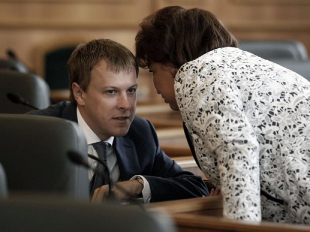 Группа Виталия Хомутынника уже начала агитацию на местных выборах