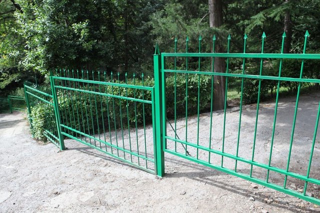 "КрымНаш" прозревает: оккупационная власть запретила жителям ходить на мыс Плака