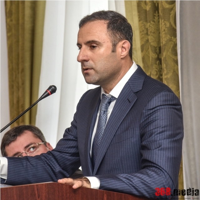 ГЛАВА ОДЕССКОЙ МИЛИЦИИ ЛОРТКИПАНИДЗЕ ЗАЯВИЛ, ЧТО САМ ВЫБРАЛ СЕБЕ ЗАМЕСТИТЕЛЕЙ