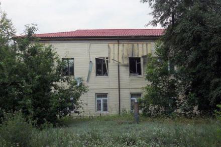 Теракт на Полтавщине. В Карловке расстреляли налоговую из гранатомета