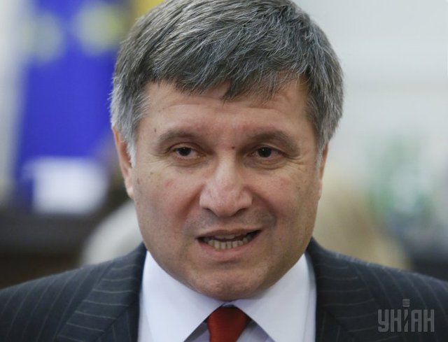 НМПУ засудила ставлення Авакова до журналістів у Миколаєві