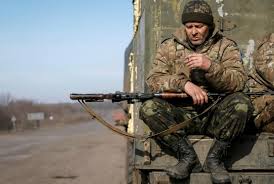 Шел второй год войны