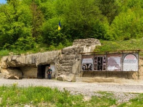 Таємні бункери Закарпаття: Як знання броду підштовхує лізти у воду