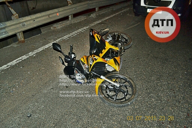 МОТО-ДТП в Киеве на Южном мосту