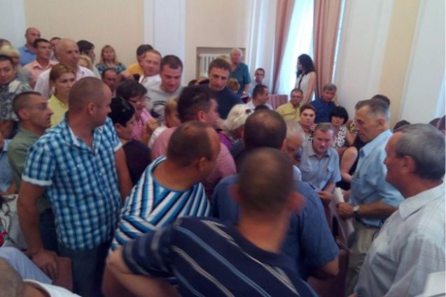 Мэр Полтавы подрался с Каплиным и убегая устроил массовое ДТП