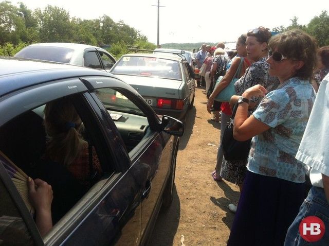 Между «ДНР» и Украиной нереальные очереди на блокпостах