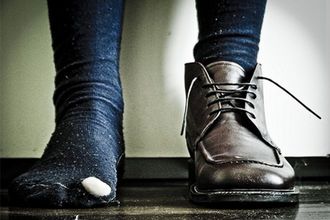 Средний класс "умирает". Украинцам не хватает даже на еду: опубликована инфографика