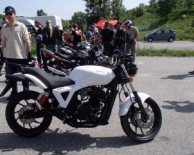 Сколько украинцев пересядет с автомобилей на мотоциклы