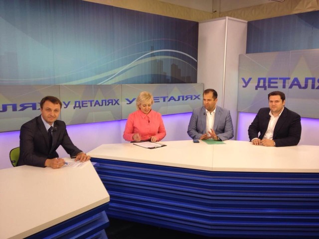 Немного блефа путем депутатского объединения