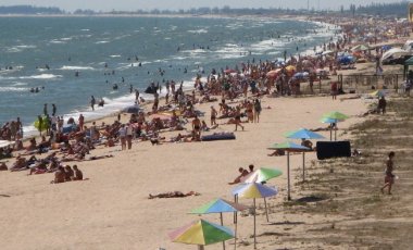 Недалеко уехали: украинские курорты испытали невиданный приток