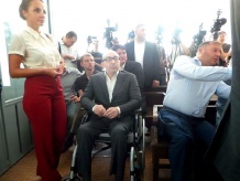 Суд у справі Кернеса перенесли через відпустку судді