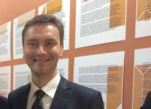 «Быкующий» депутат Тарасюк оказался подручным победившего на 205 округе Березенко