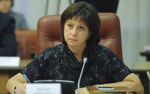 Минфин предлагает снизить риск влияния политики на госбюджет