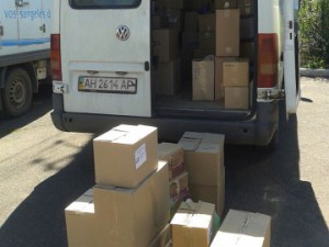 Вони використовують пенсіонерів: волонтер викрив новий метод контрабанди на Донбасі