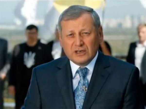 Вице-премьер Валерий Вощевский хамски и преступно застраивает один из Печерских холмов