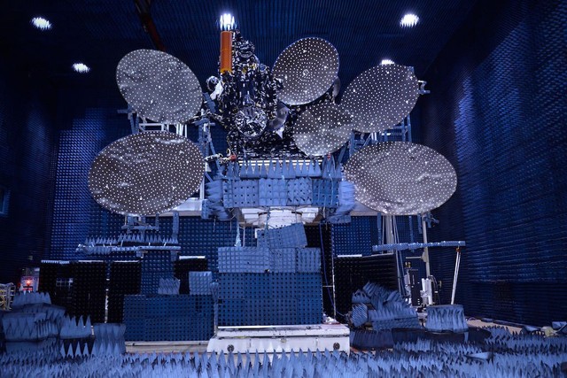 Обнаружено участие гонконгского спутника в аннексии Крыма