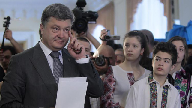 Spiegel написал о сомнительных бизнес-связях Петра Порошенко