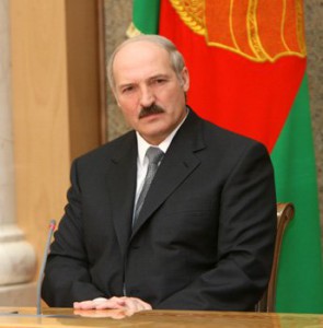 “При определенных интересах”: Лукашенко обмовився про можливу атаку на Україну