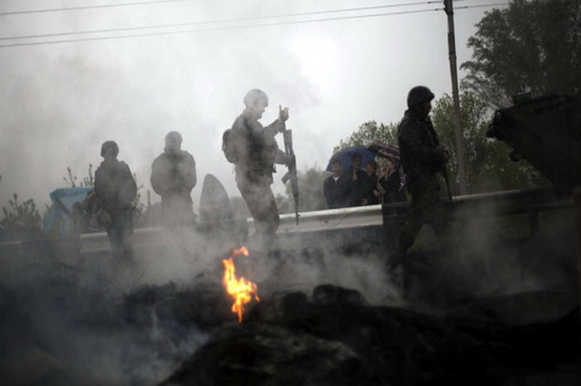 На Донбассе боевики продолжают атаковать украинские позиции