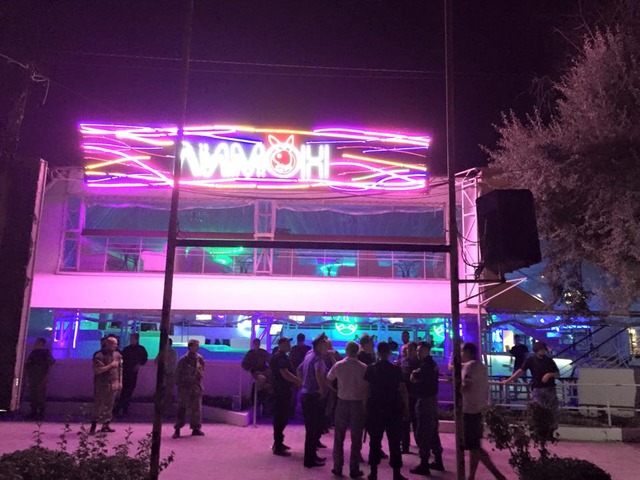 Евромайдановцы устроили «люстрацию» ночных клубов в Лузановке