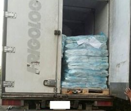 Пограничники задержали грузовик с 12 тоннами сала для боевиков «ДНР»