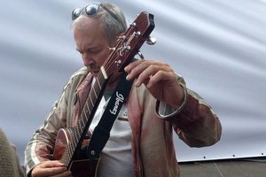 В России сорвавший концерт Макаревича мужчина получил три года колонии