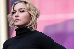 Королева поп-музики Мадонна відмовилась виступати в РФ
