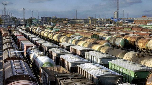 Простые украинцы покроют недостачу цены топлива для "Укрзализныци" из собственного кармана