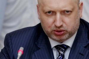 Российские войска подготовили пути наступления на Украину - Турчинов