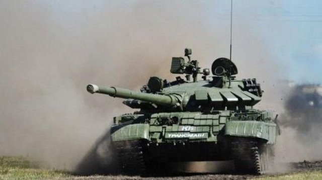 В Донецк вошли наемники России с танками и "Пионами"