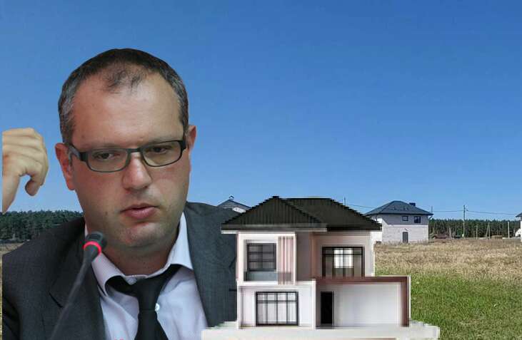 The father of the deputy head of the State Agency of Land Resources, despite construction restrictions, built an estate over the Dnipro